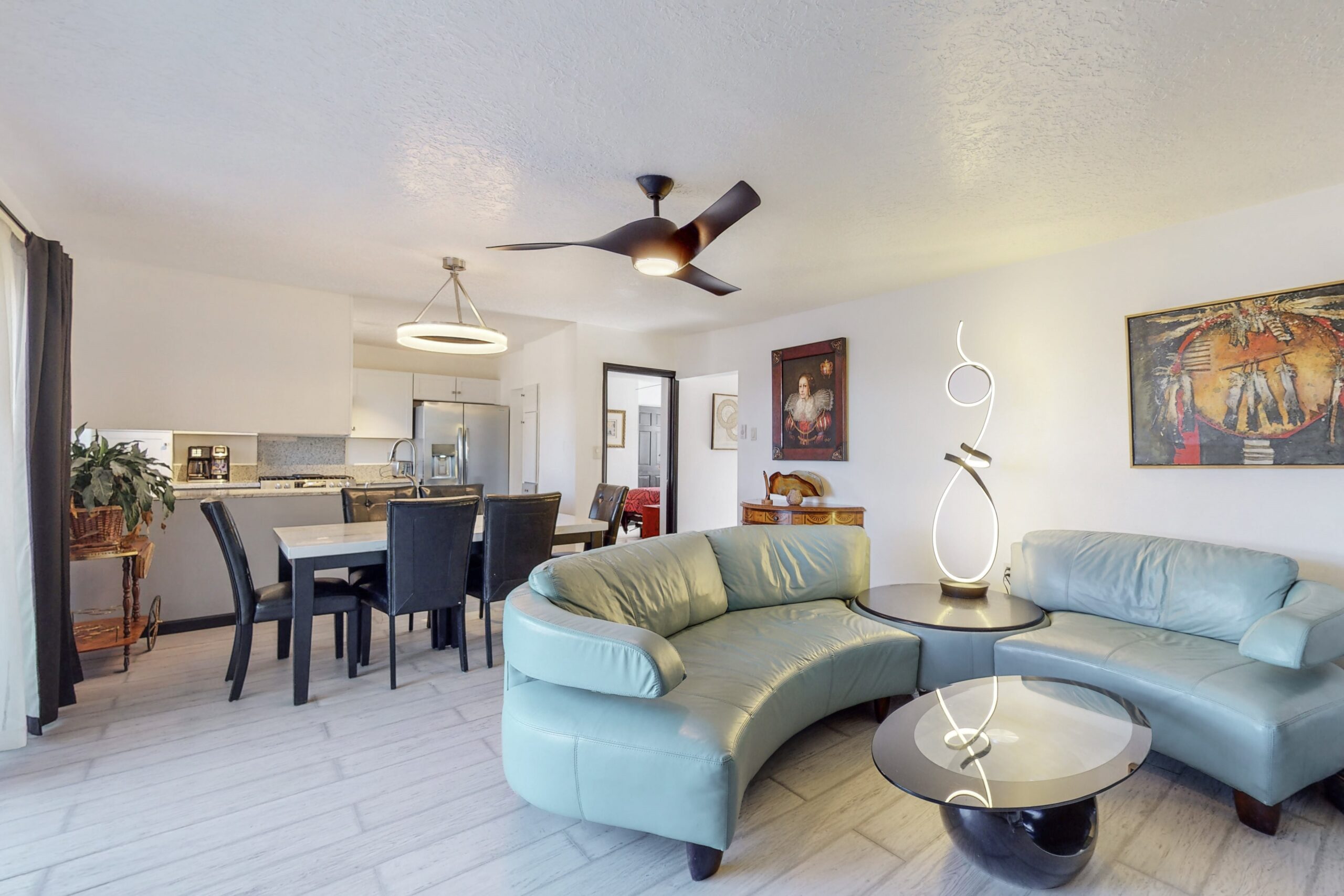 440-Sunset living room pan2